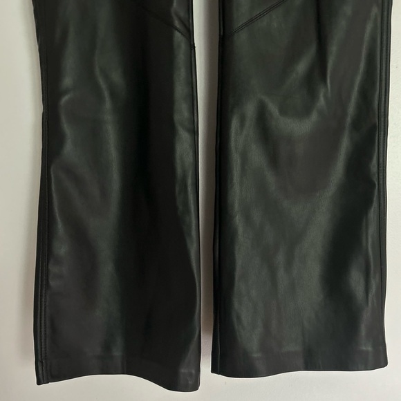 NWOT Free People Love Language Low Rise Vegan Leather Pant. Black. Size:4 - Picture 7 of 11